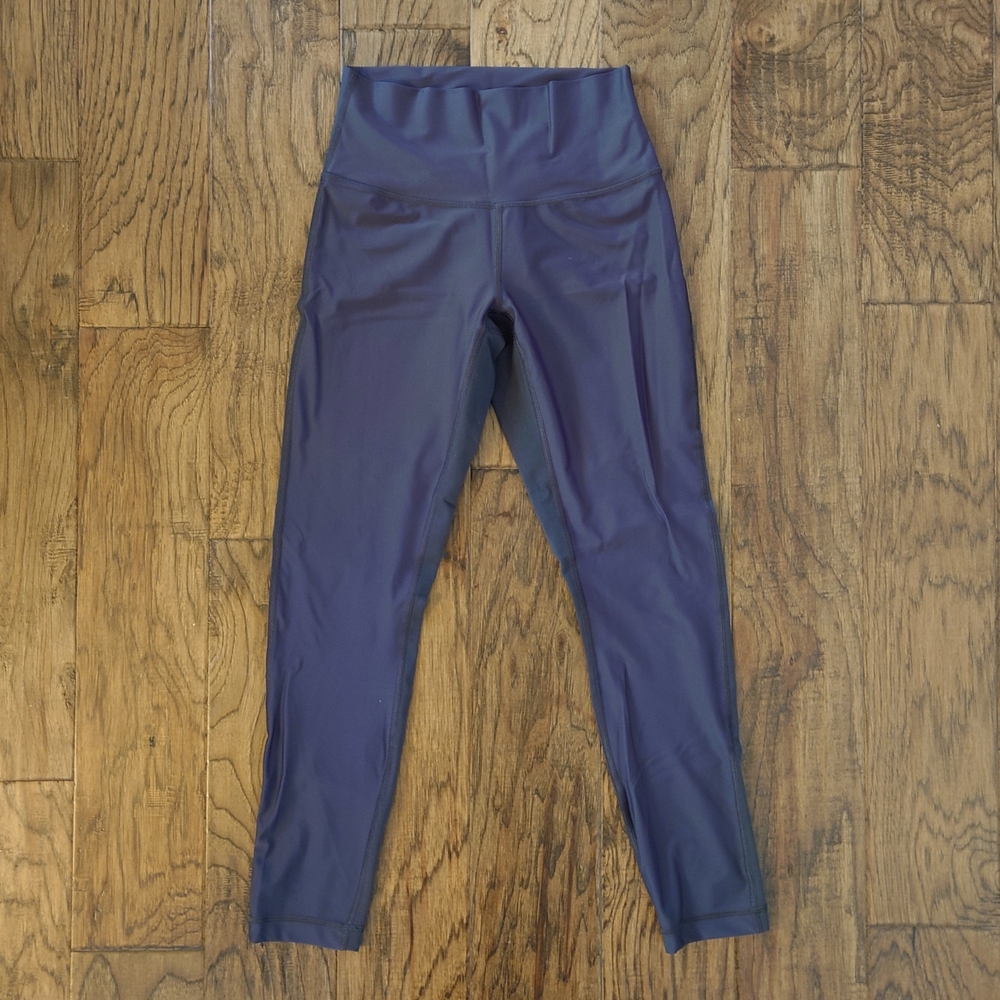 Lululemon Athletica Gray Capri Leggings